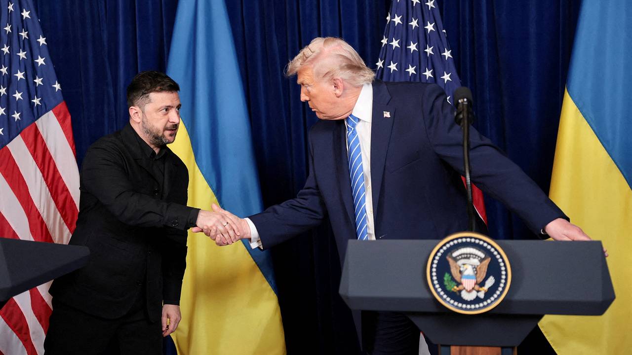 Зеленский пожаловался на Трампа из-за его отношения к Путину