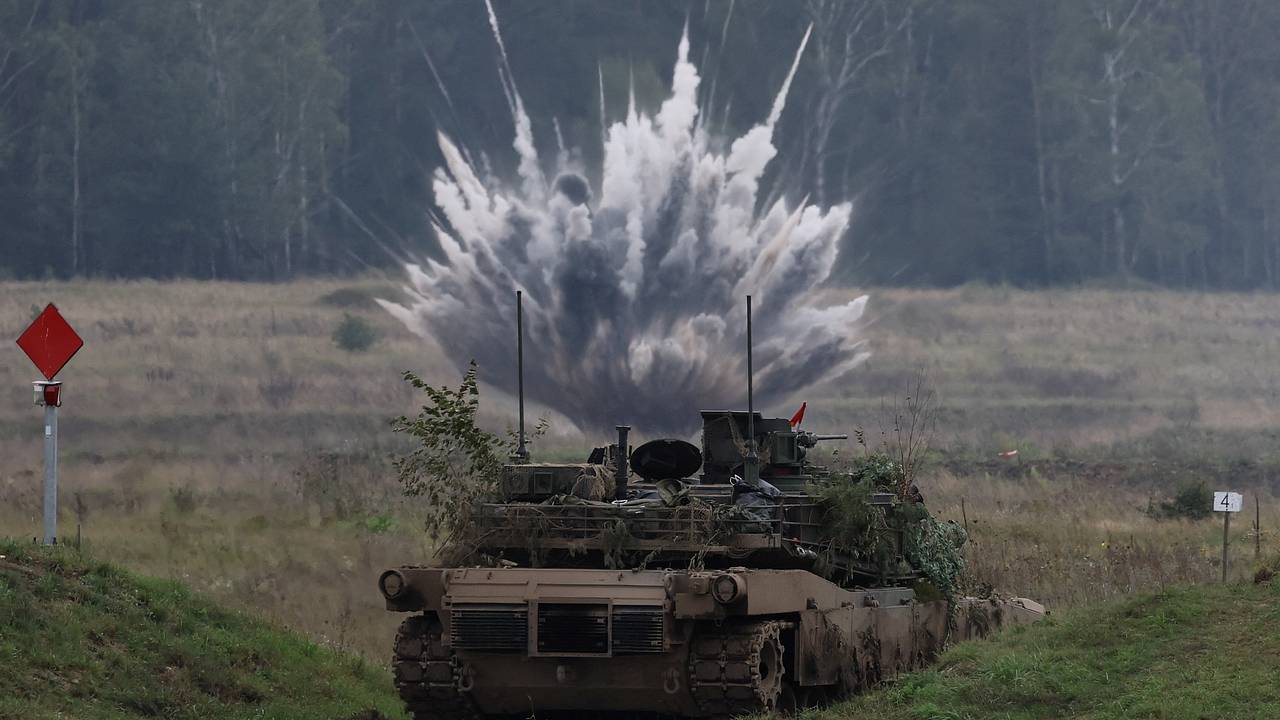 В США объяснили исчезновение Abrams в зоне СВО