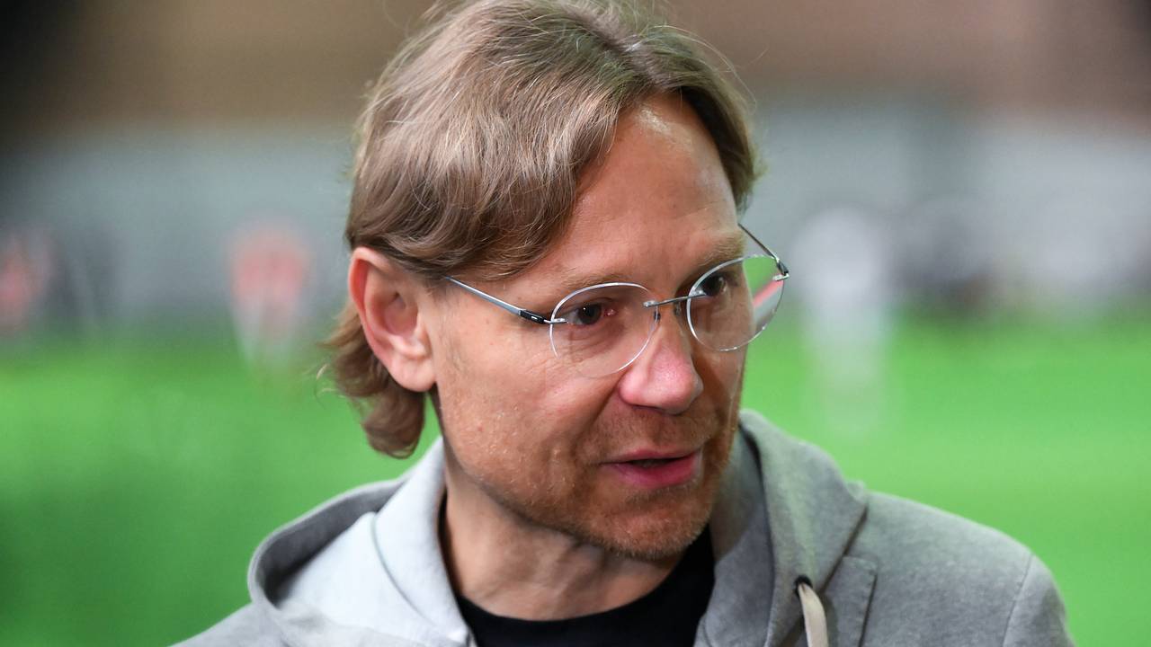 Карпин пообещал выпустить другой состав сборной России на товарищеский матч с Мали