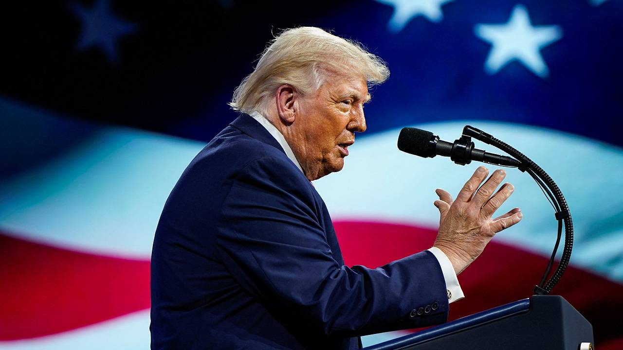 Трамп сравнил демократов с Ираном