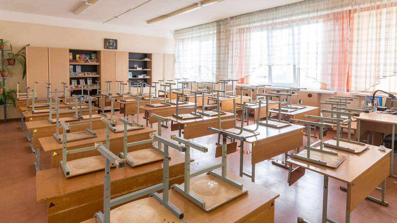 Школьницу насильно подстригли и побили из-за вейпа