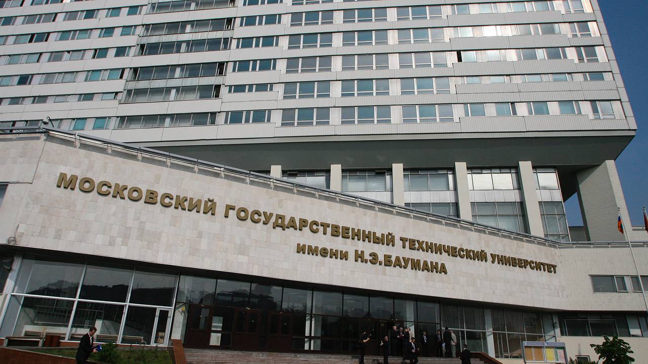 Стало известно о выпавшем из окна в Москве студенте одного из лучших российских вузов