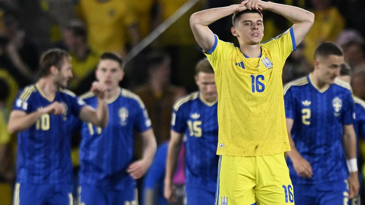 Фанаты назвали сборную Украины по футболу убожеством за непопадание на чемпионат мира