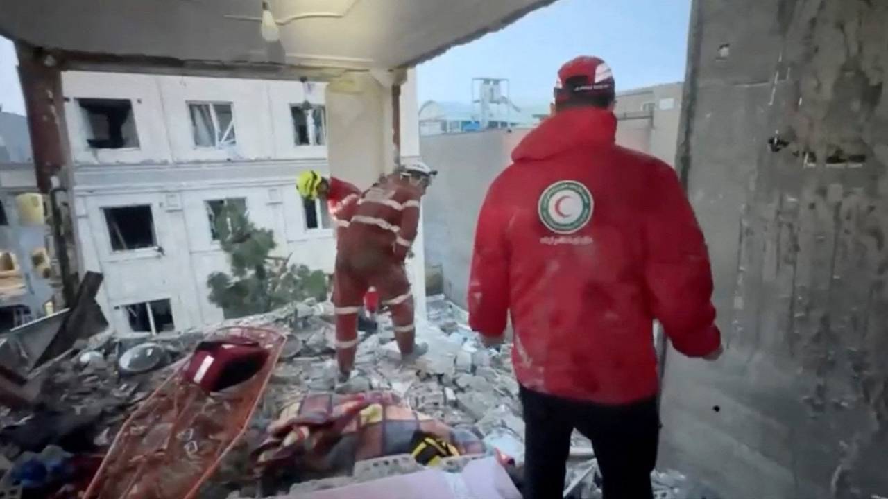 Названо число погибших с начала конфликта детей в Иране