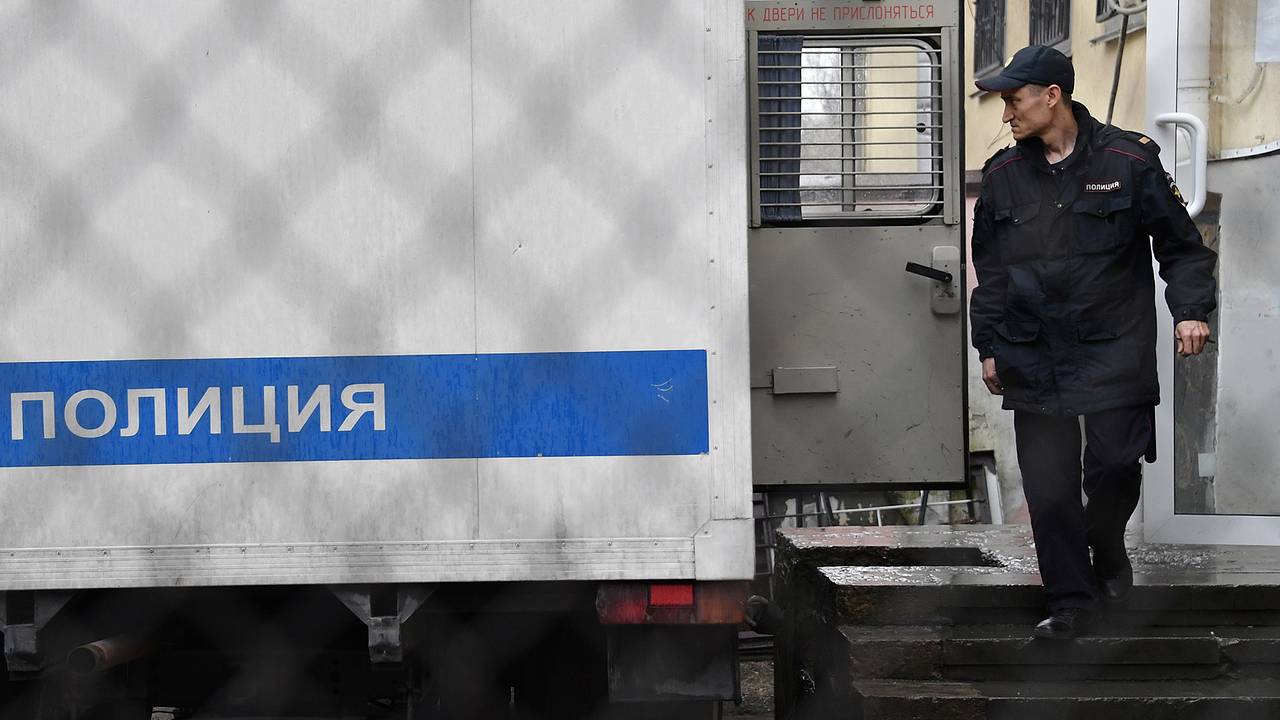 Психиатры попались на вымогательстве у отца призывника в российском регионе