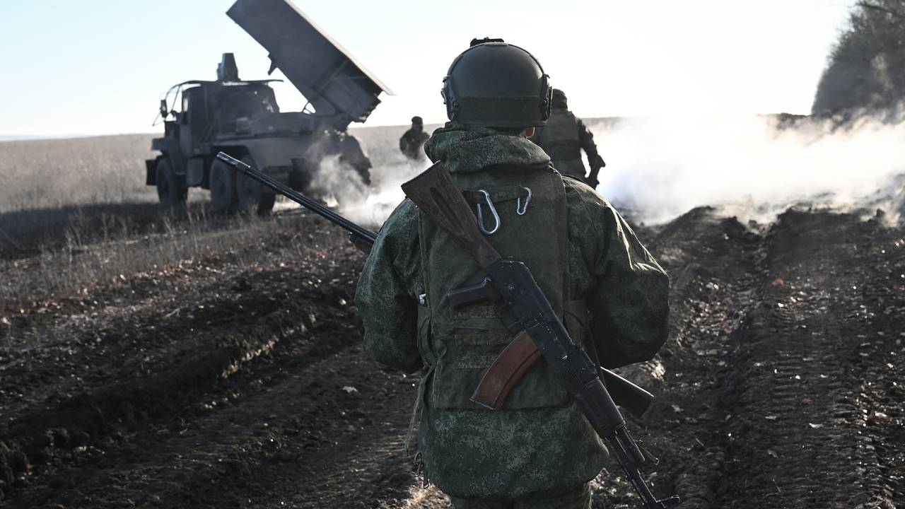 Стало известно о мощном ударе российских войск под Харьковом Стало известно о мощном ударе российских войск под Харьковом