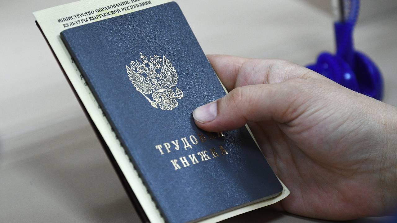 В России потребовали вдвое увеличить штраф за найм по договору ГПХ вместо трудового