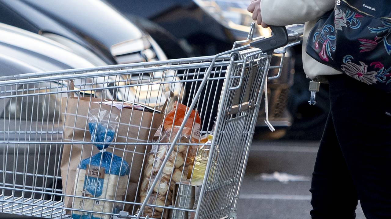 Россиянка описала цены на продукты в Испании фразой «это просто какой-то нонсенс» Россиянка описала цены на продукты в Испании фразой «это просто какой-то нонсенс»