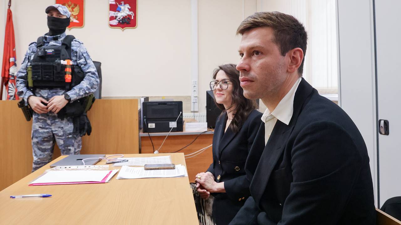 Очная ставка спасла футболиста Смолова от мошенников