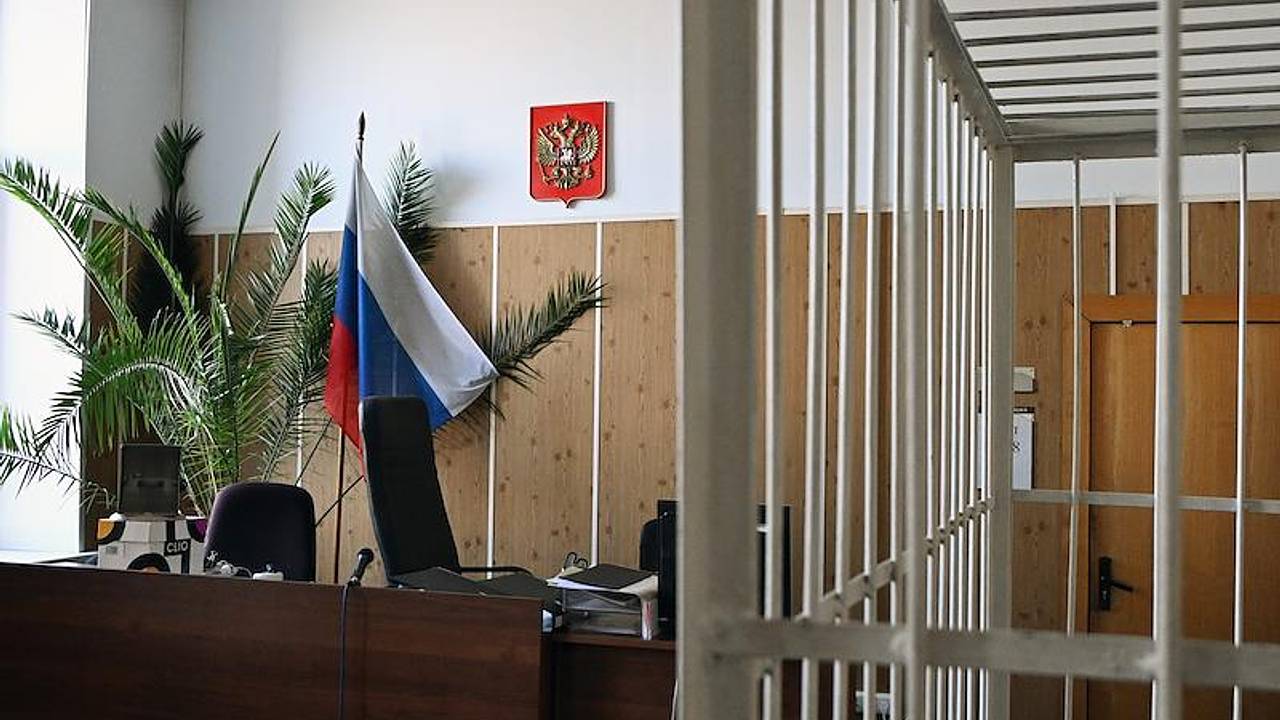 Ревнивая россиянка достала ножом до мозга возлюбленного