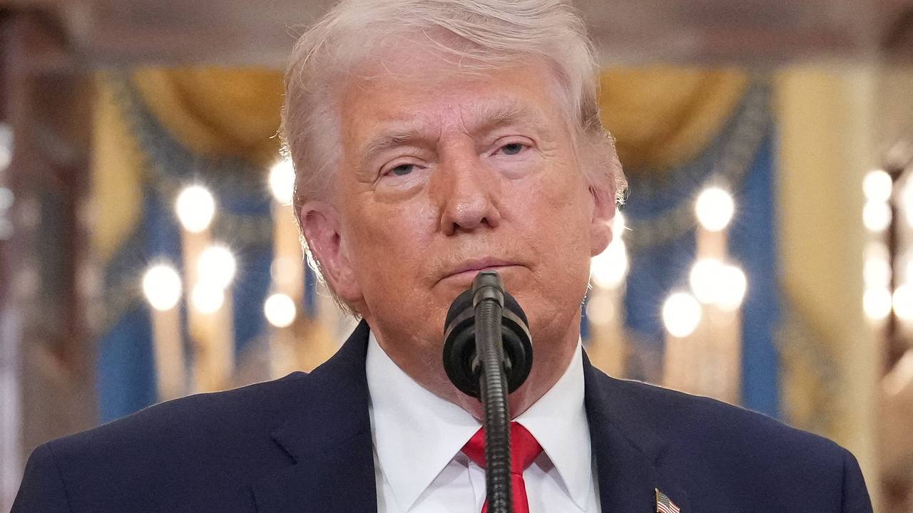 СМИ сделали неутешительный для Трампа вывод после его обращения к нации СМИ сделали неутешительный для Трампа вывод после его обращения к нации