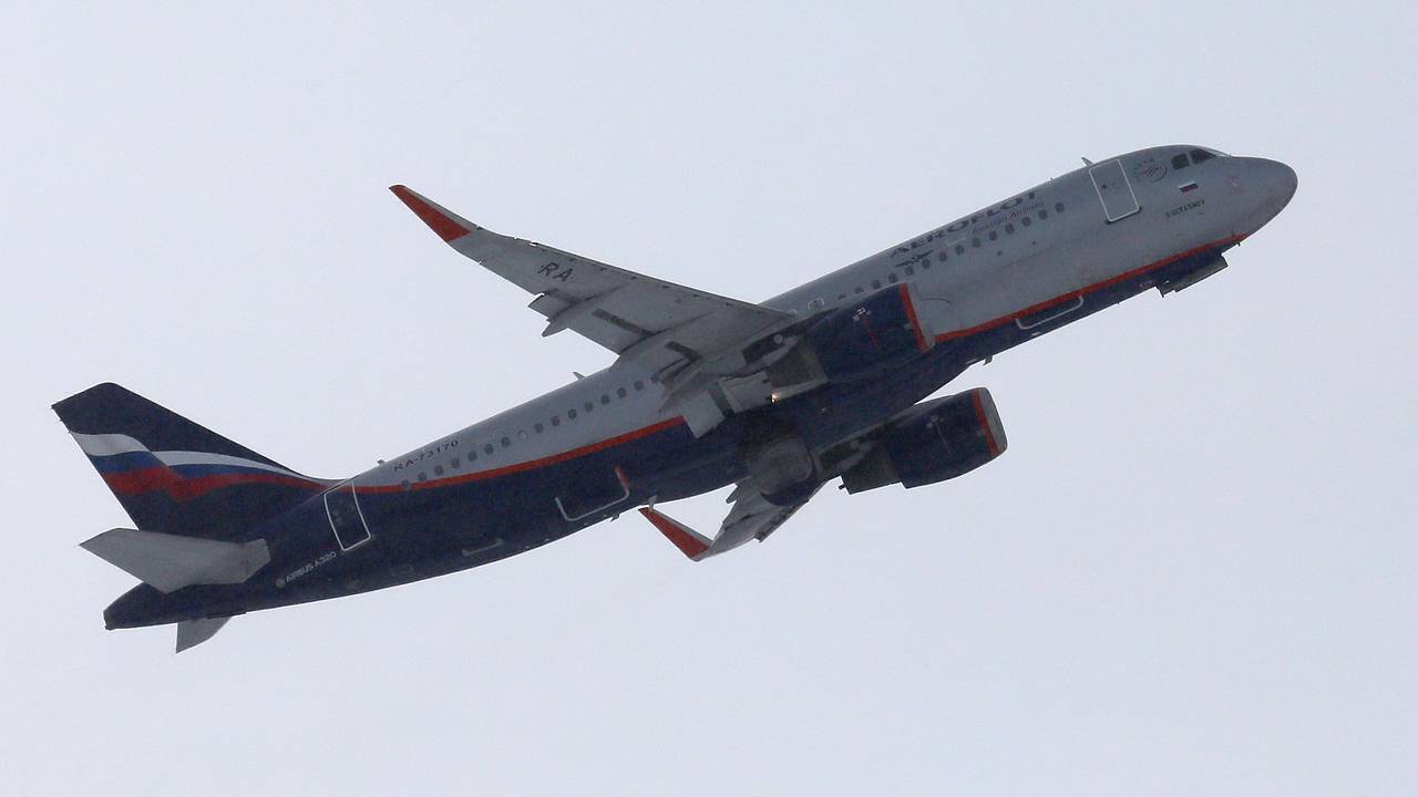 Аэропорты Москвы возобновили работу Аэропорты Москвы возобновили работу