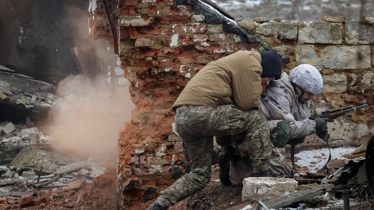 Российский беспилотник лишил головы бойца ВСУ и снял последние секунды его жизни на видео