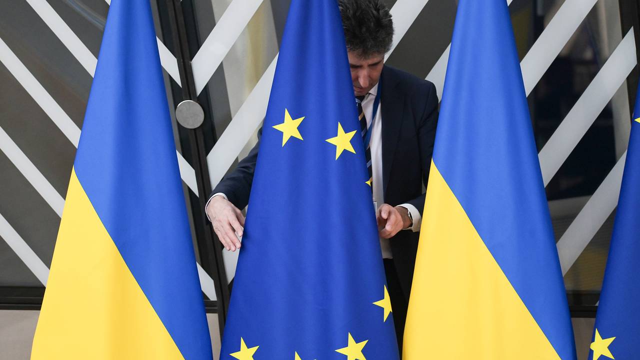 На Украине заявили о сроках внедрения реформ для вступления в ЕС