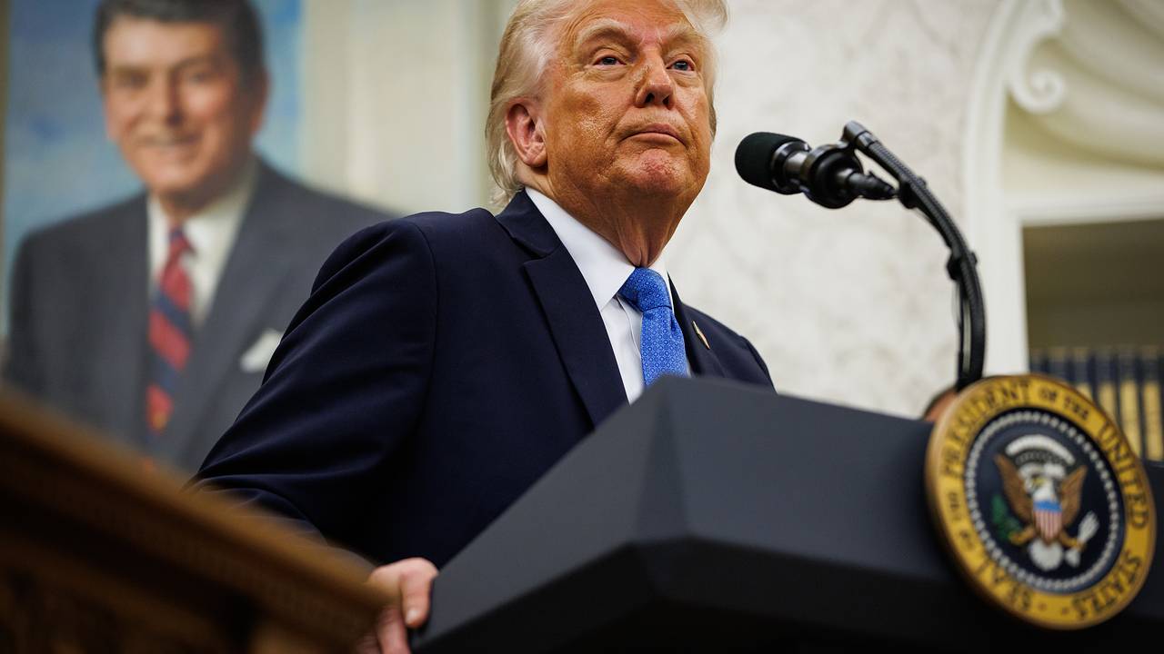 Трамп потребовал от Ирана немедленной сделки и пригрозил уничтожением мостов
