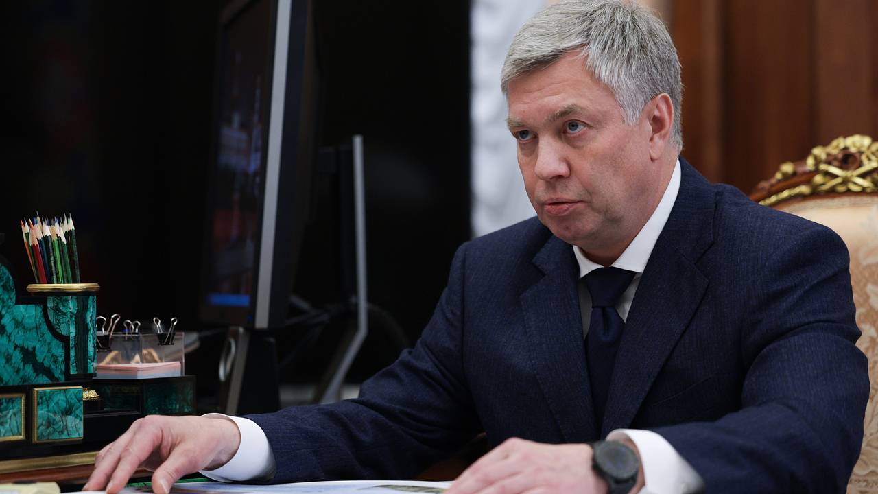 Губернатор сделал заявление после схода следовавшего в Москву поезда с сотнями пассажиров