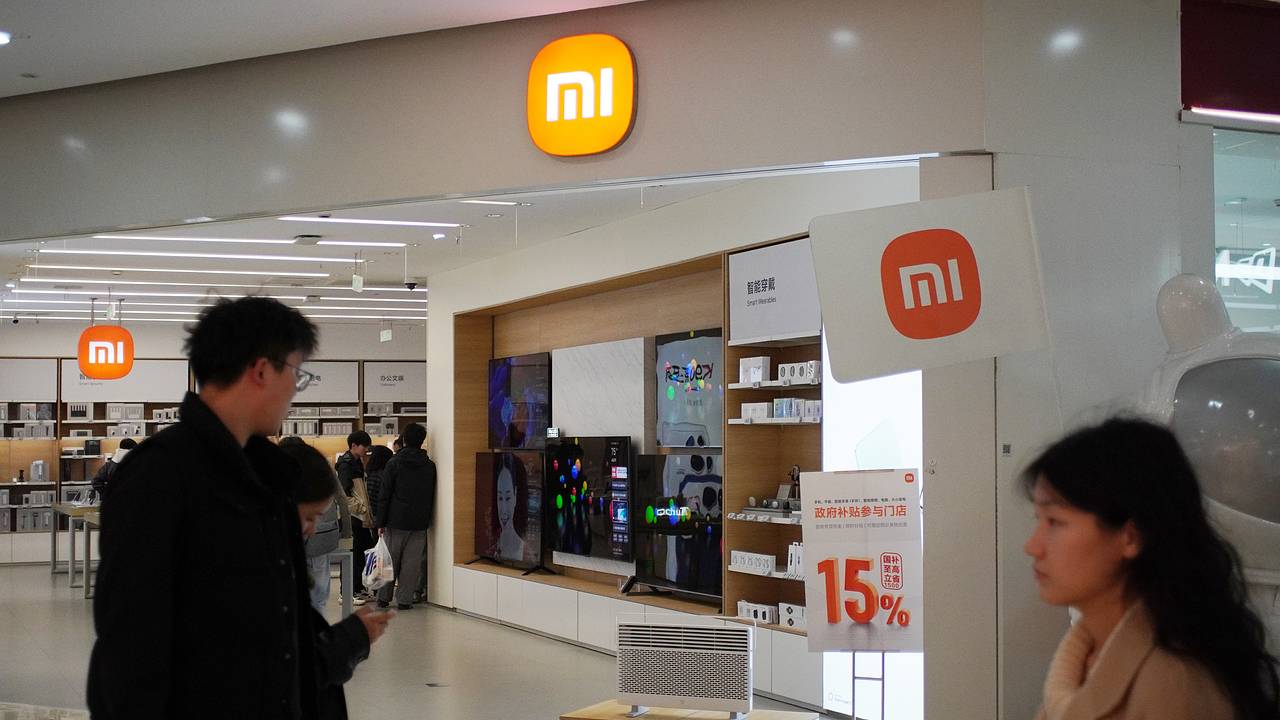 Скидки на смартфоны Xiaomi отменили