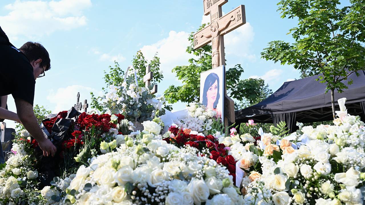 Дочь Анастасии Заворотнюк обратилась к актрисе в день ее рождения