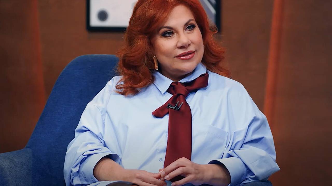 Впервые ставшая матерью в 53 года звезда Comedy Woman дала россиянкам совет