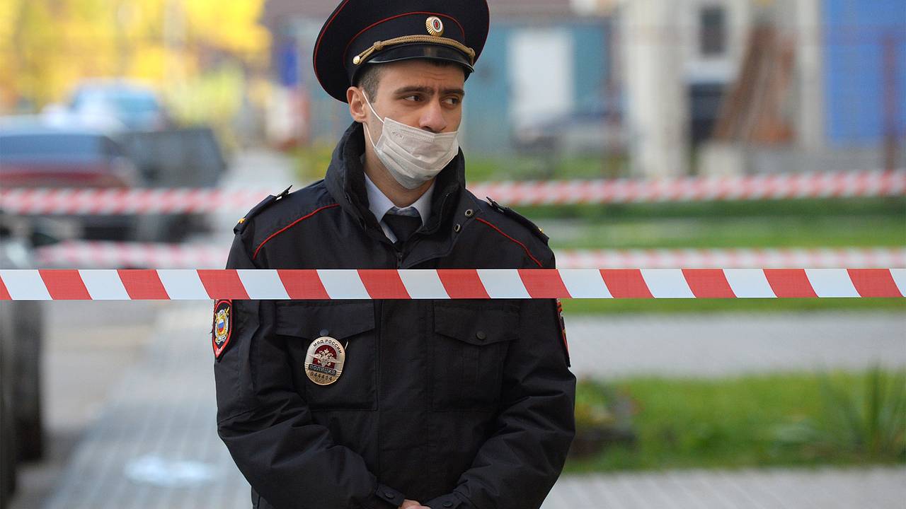 Россиянин пришел домой к трем односельчанам и совершил месть