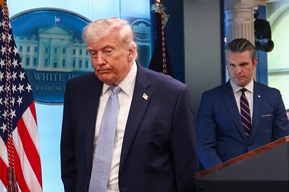 Министра войны США обвинили в обмане Трампа
