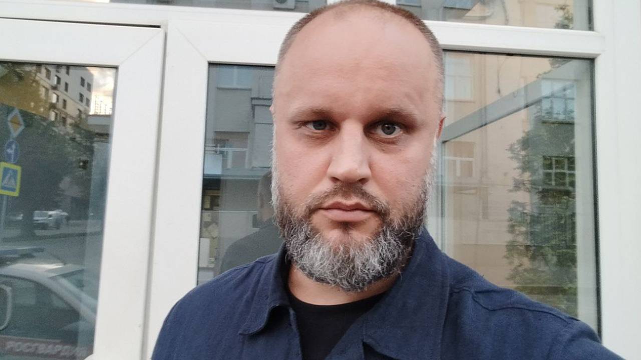 «Все живы». Бывший «народный губернатор» Донбасса у Дудя — о судьбе Пригожина, взятии Киева и чеченцах