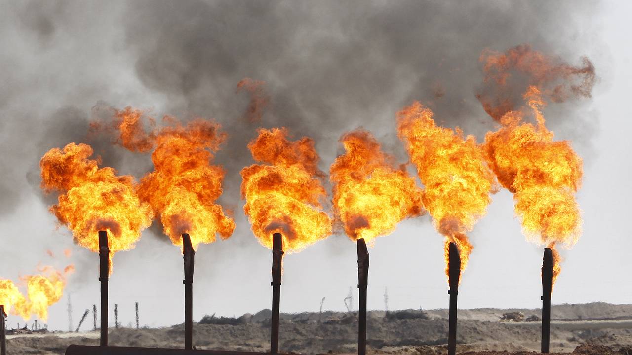 В Кремле прокомментировали отказ ЕС от российских нефти и газа
