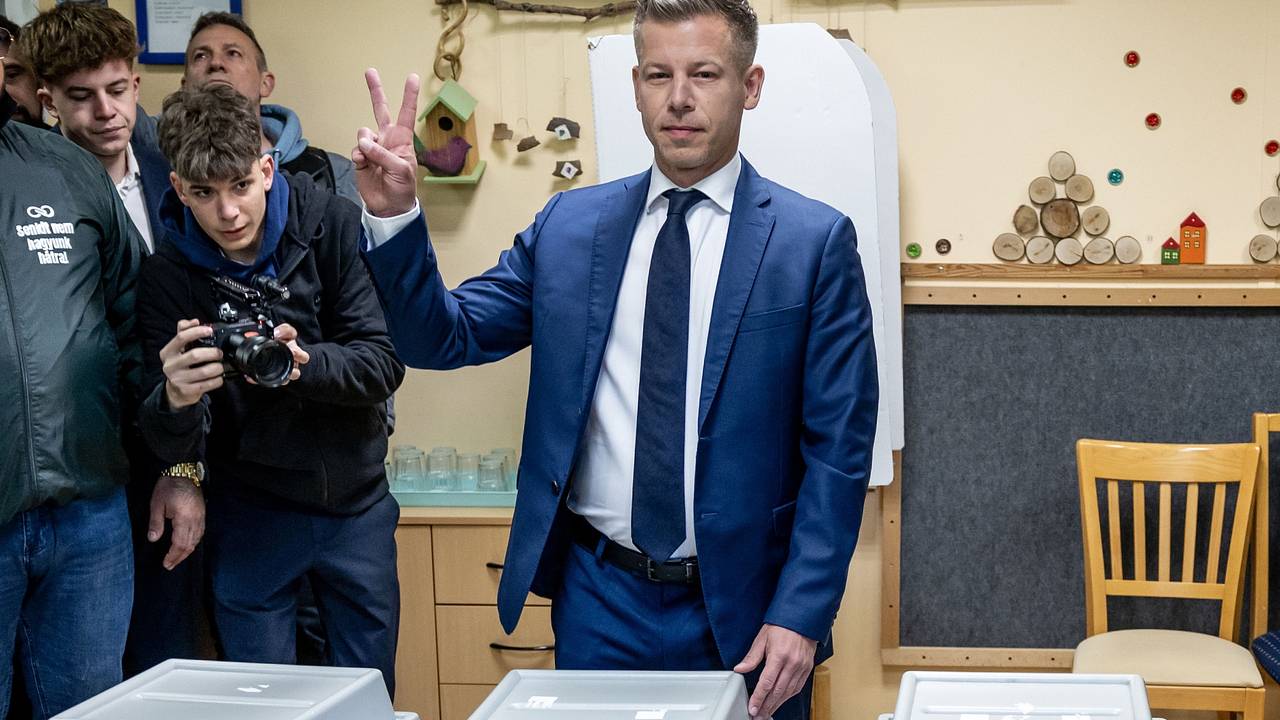 «Наступает новая эра». В Венгрии зафиксировали рекордную явку на выборах. Ставки на поражение Орбана растут