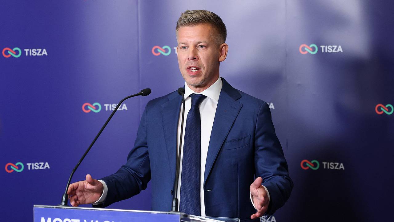 Будущий премьер Венгрии призвал президента уйти в отставку