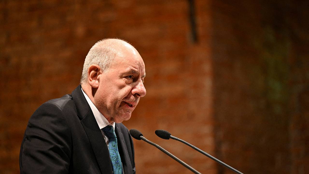 Названы сроки выборов нового премьера Венгрии на фоне поражения партии Орбана