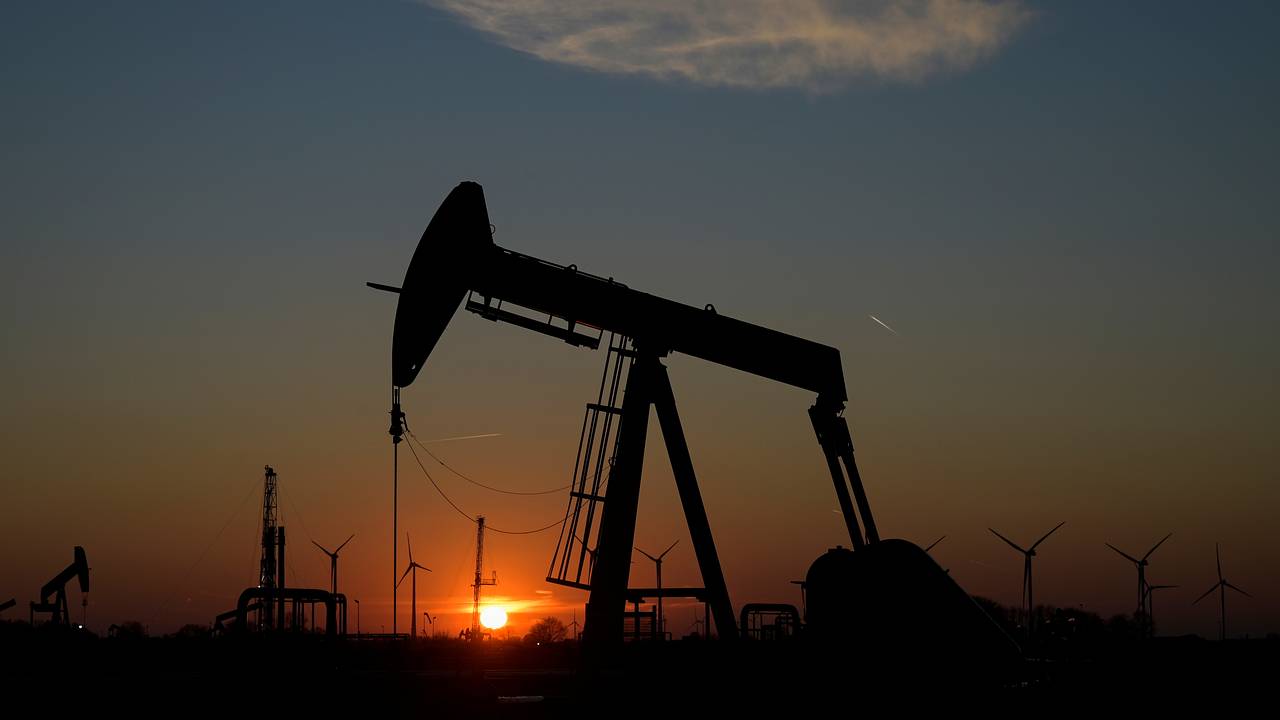 Нефти предрекли дефицит и рост стоимости из-за одного решения Трампа