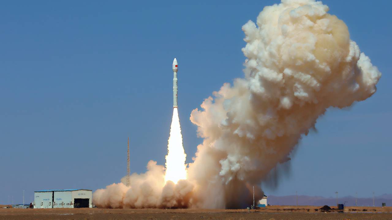 Китай запустил ракету Kinetica-1 с восемью спутниками