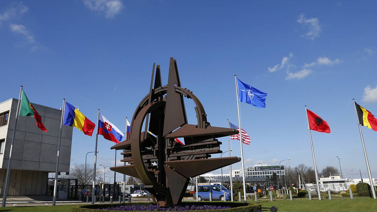 Перечислены готовые выйти из НАТО страны Перечислены готовые выйти из НАТО страны