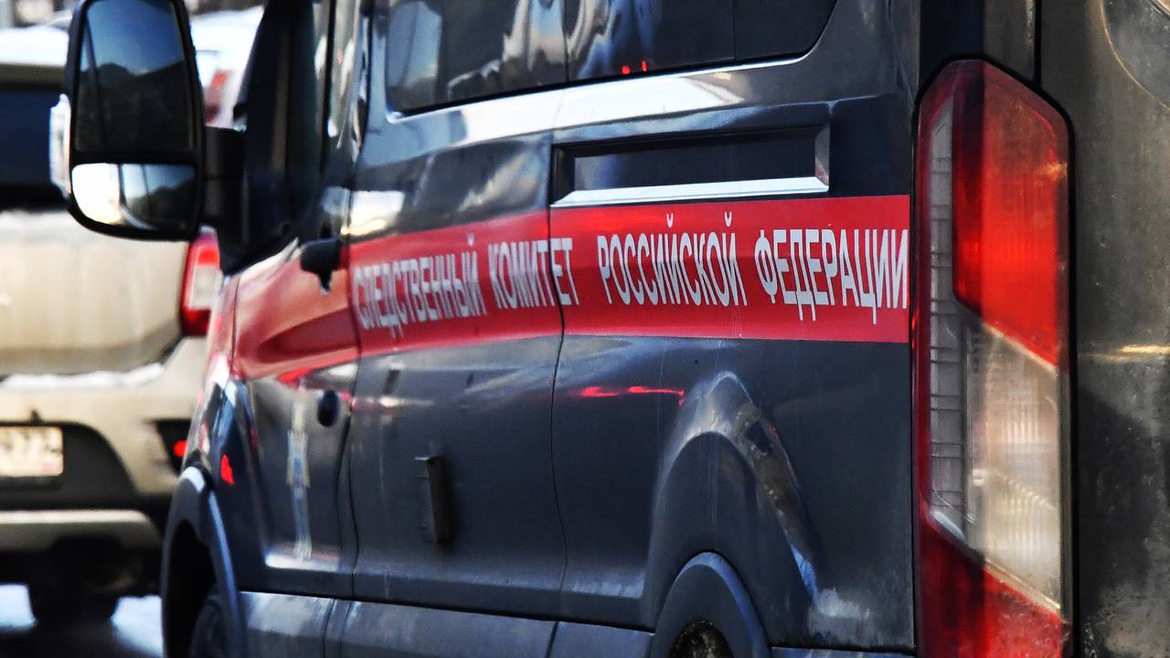 Двух мертвых мужчин нашли в квартире в Подмосковье