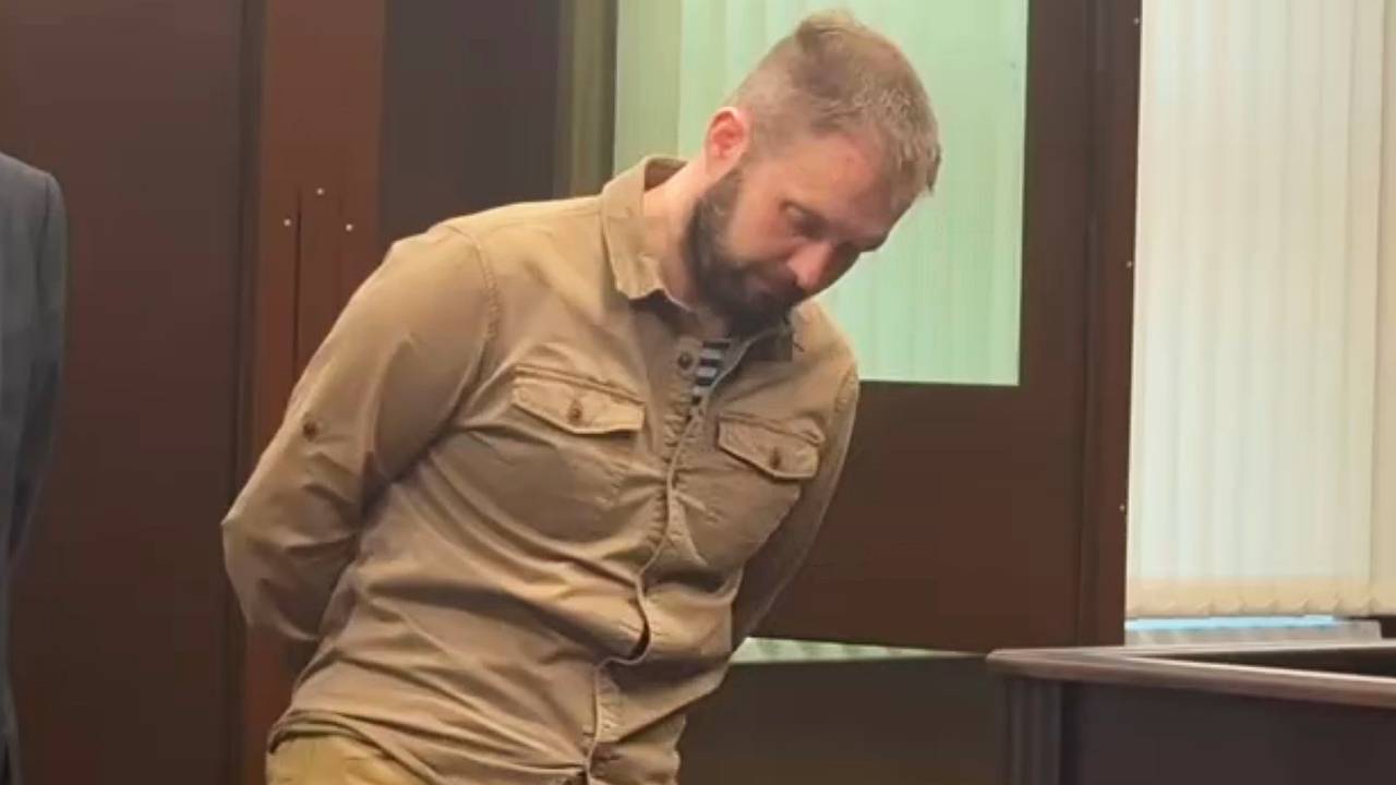 Сын известного российского адвоката снова попал в суд