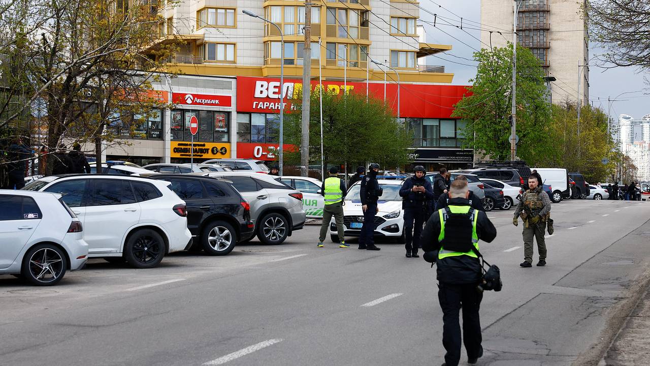 Зеленский сделал заявление о стрельбе в Киеве