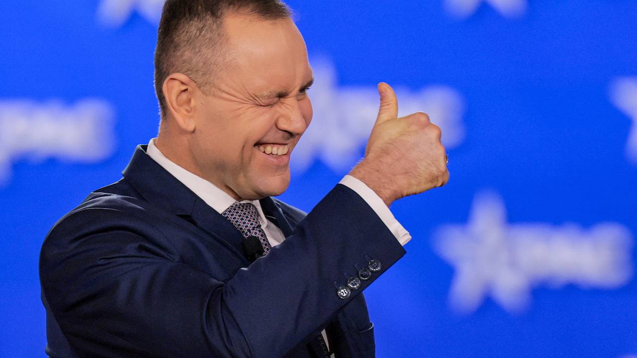 Нарколог поставил диагноз выронившему снюс президенту Польши