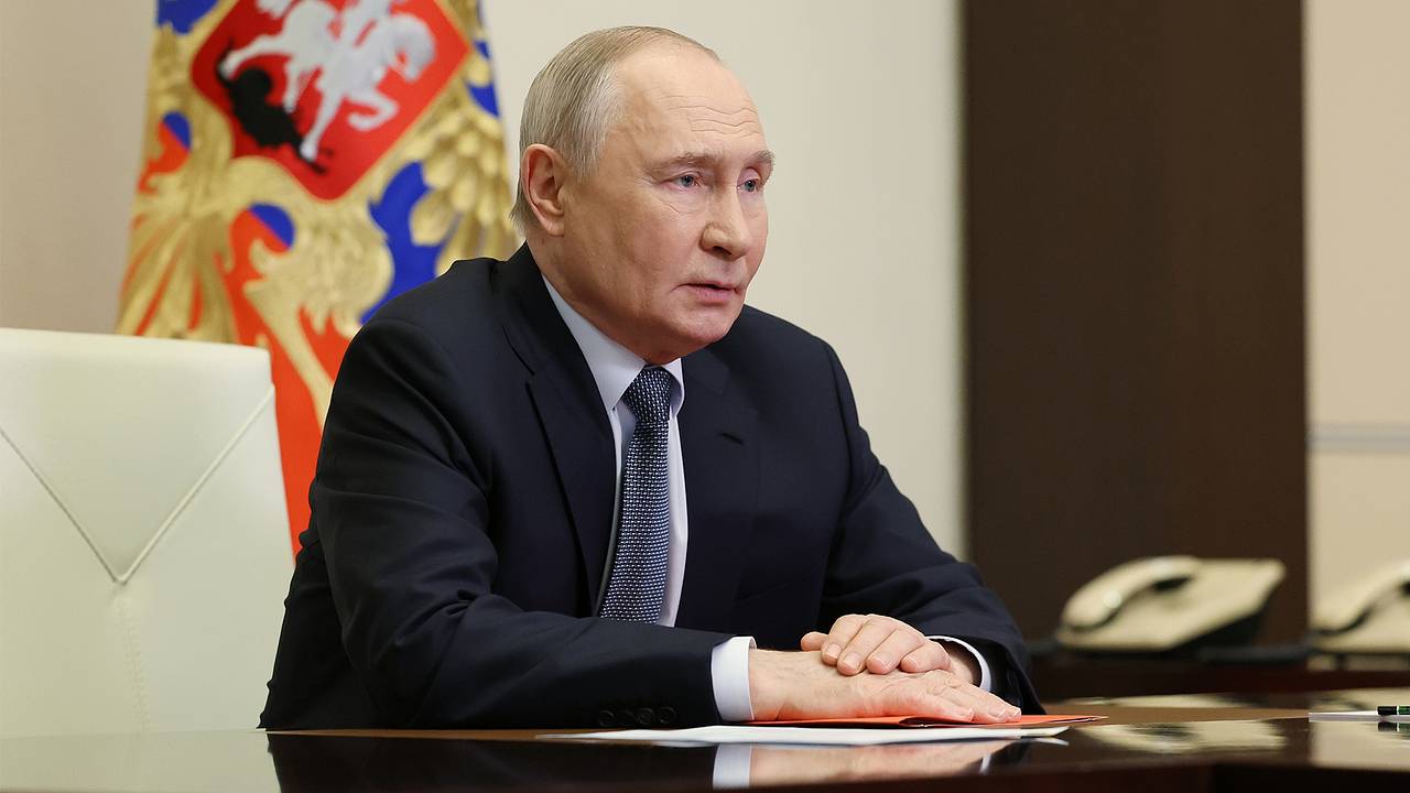 Путин назвал непростой ситуацию в российском приграничье