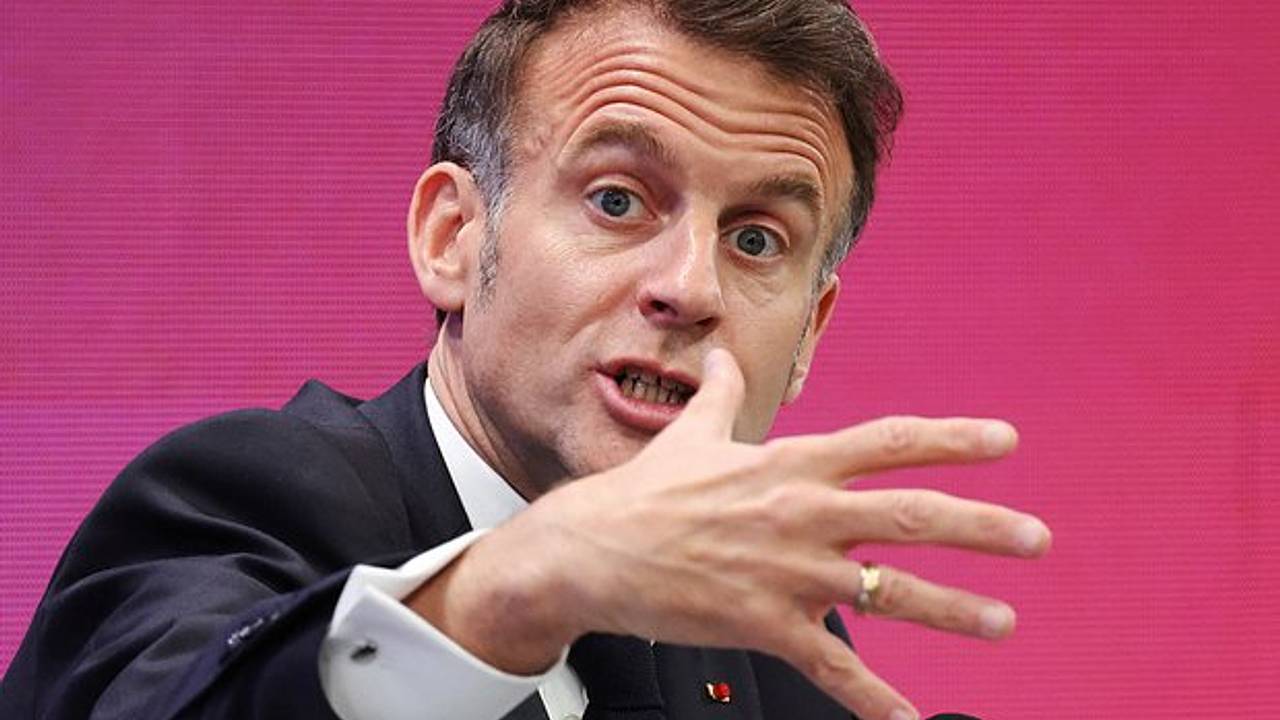 Макрон заявил об отказе США в будущем защищать Европу