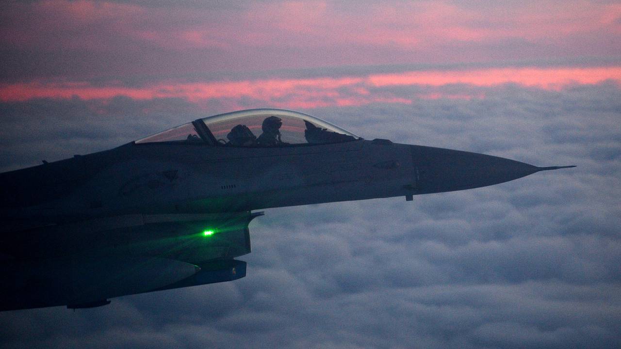 Две страны НАТО проведут учения с отработкой ударов по целям в России