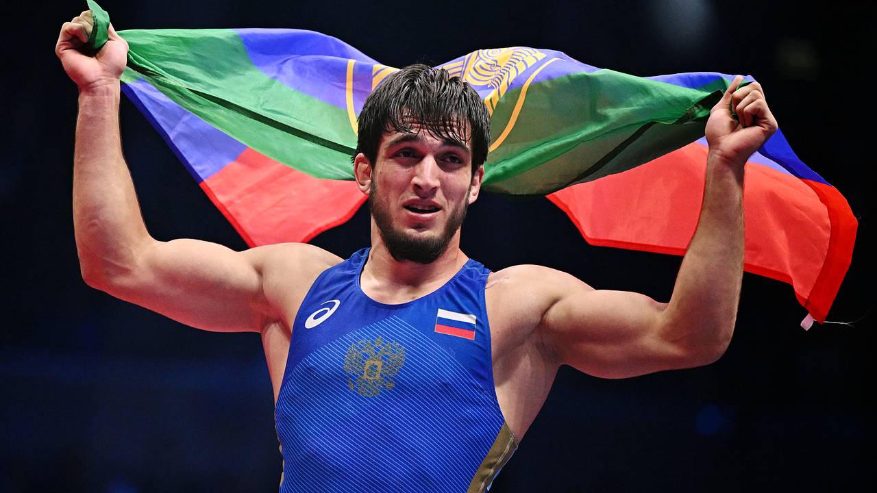 Россиянин стал чемпионом Европы по вольной борьбе