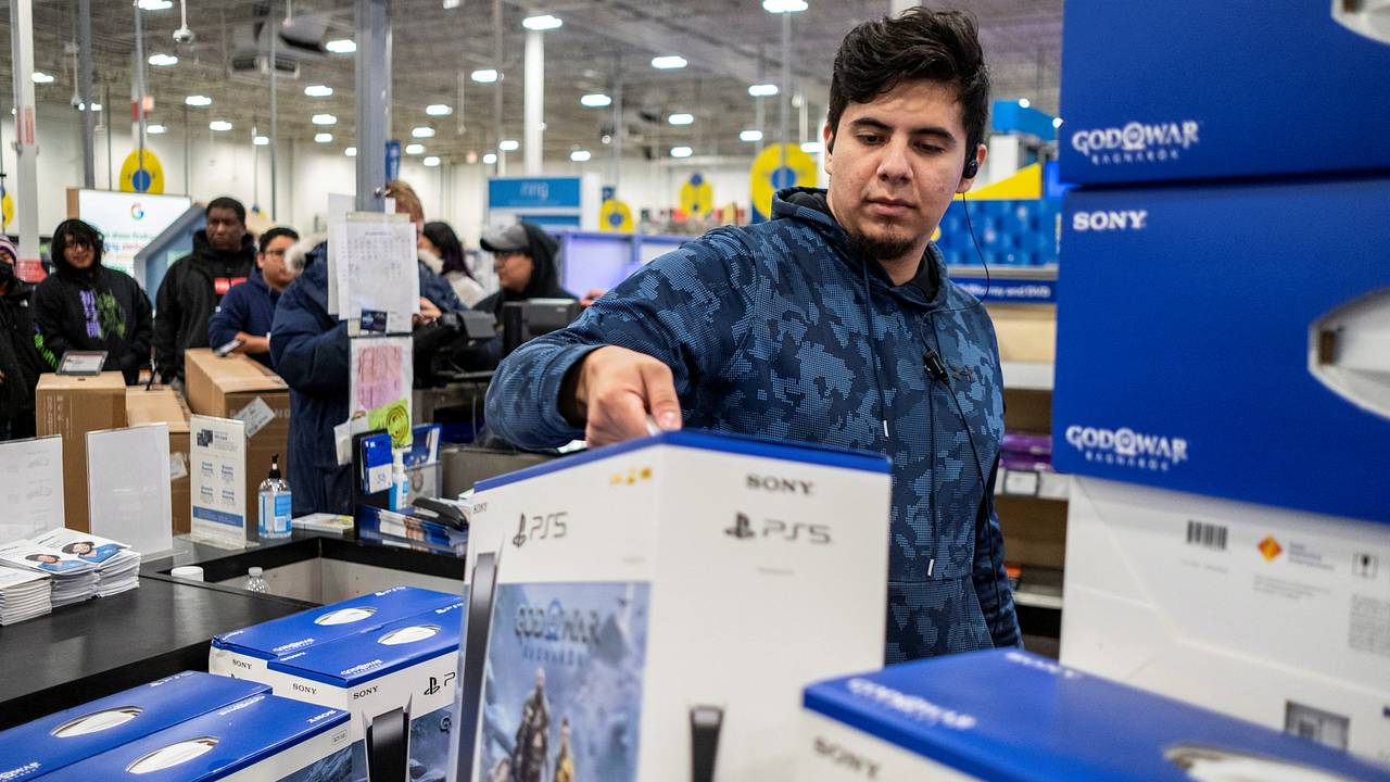 PlayStation 5 подорожали по всему миру
