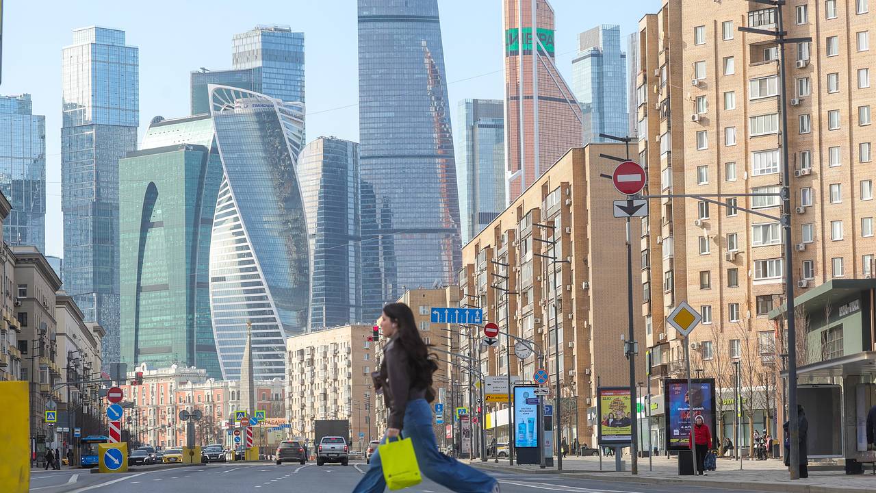 Предсказана дата возвращения солнца в Москву