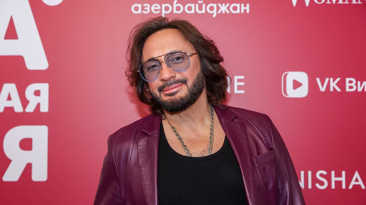 Михайлов высказался о своей армии поклонниц