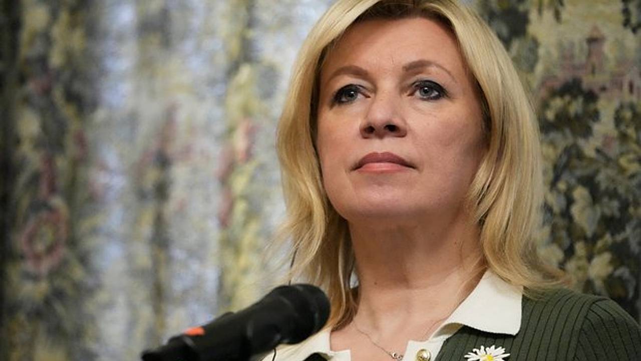 Захарова заявила о попытках Запада с помощью ИИ подчинить мир когнитивной зависимости Захарова заявила о попытках Запада с помощью ИИ подчинить мир когнитивной зависимости