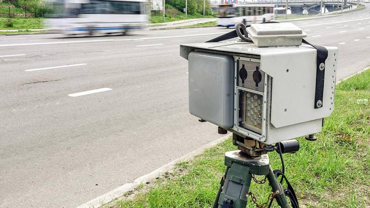 В России поддержали уменьшение нештрафуемого порога превышения скорости