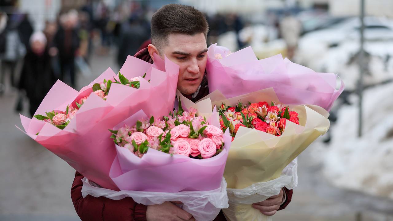 Потребность российского рынка в цветах назвали огромной