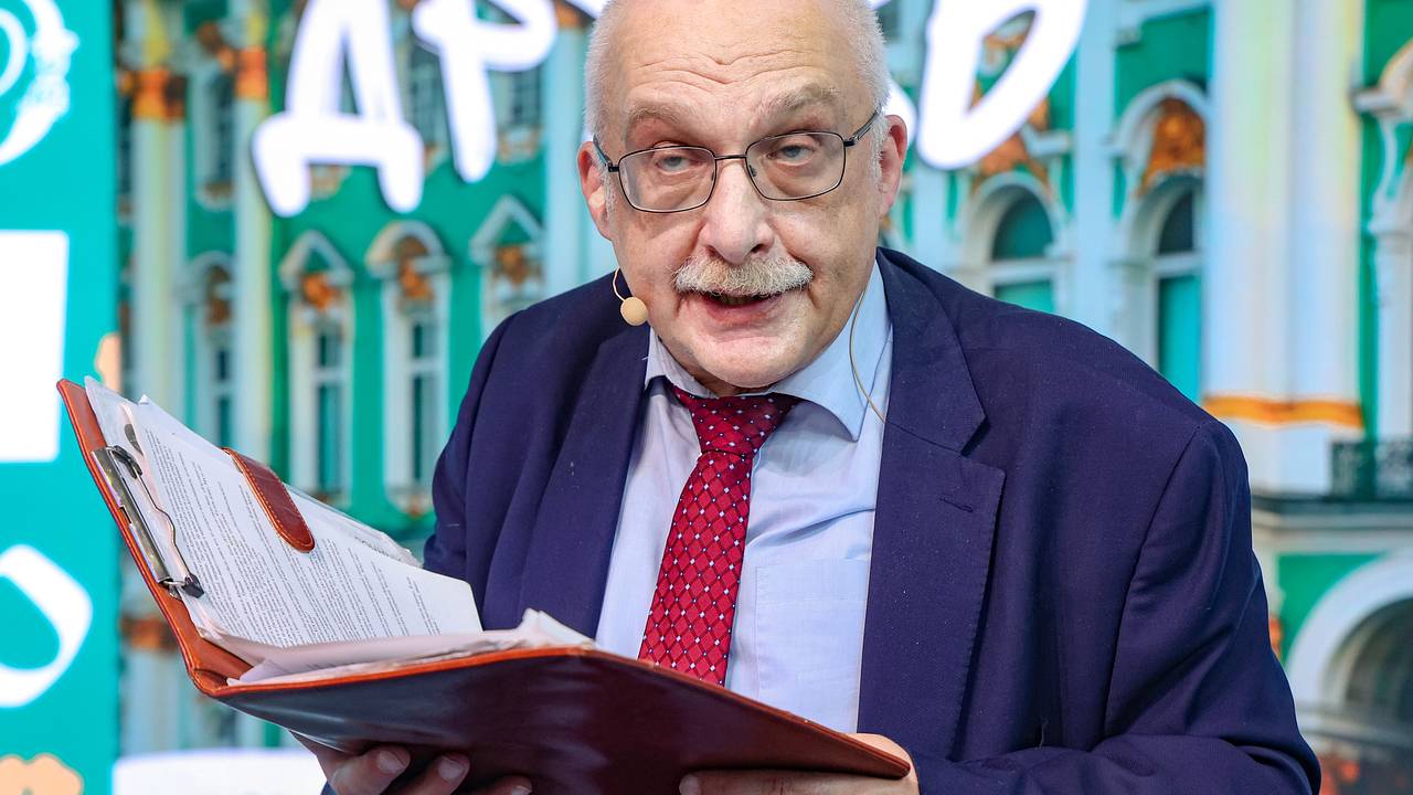 Александр Друзь может лишиться звания магистра игры «Что? Где? Когда?». Знатока уличили в нарушении одного правила