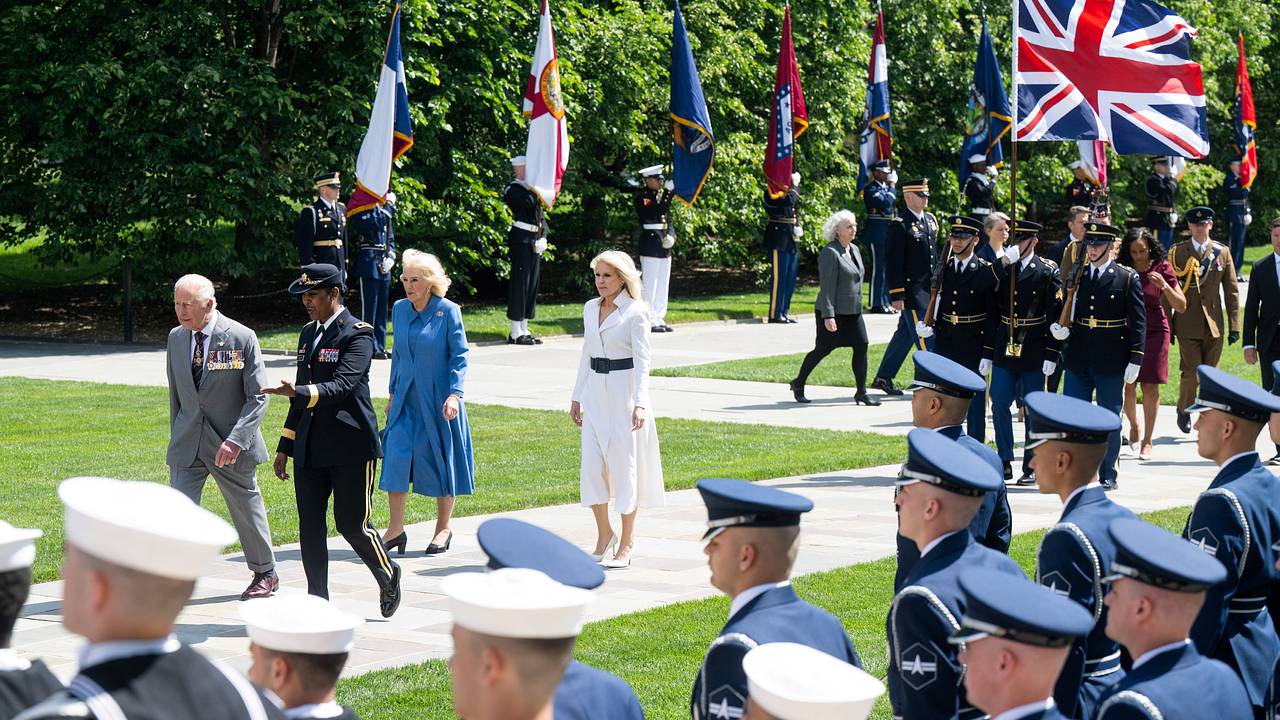 Во время визита Карла III в США произошел неприятный инцидент