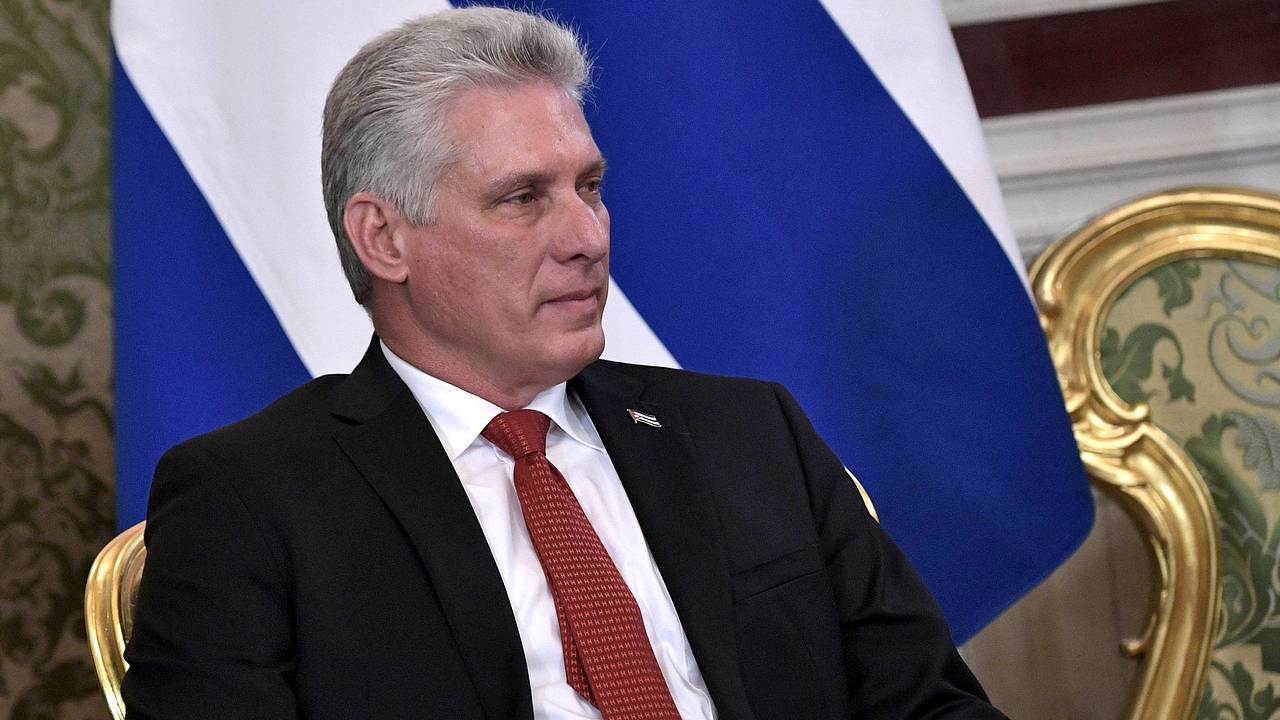 Президент Кубы заявил о беспрецедентной угрозе со стороны США